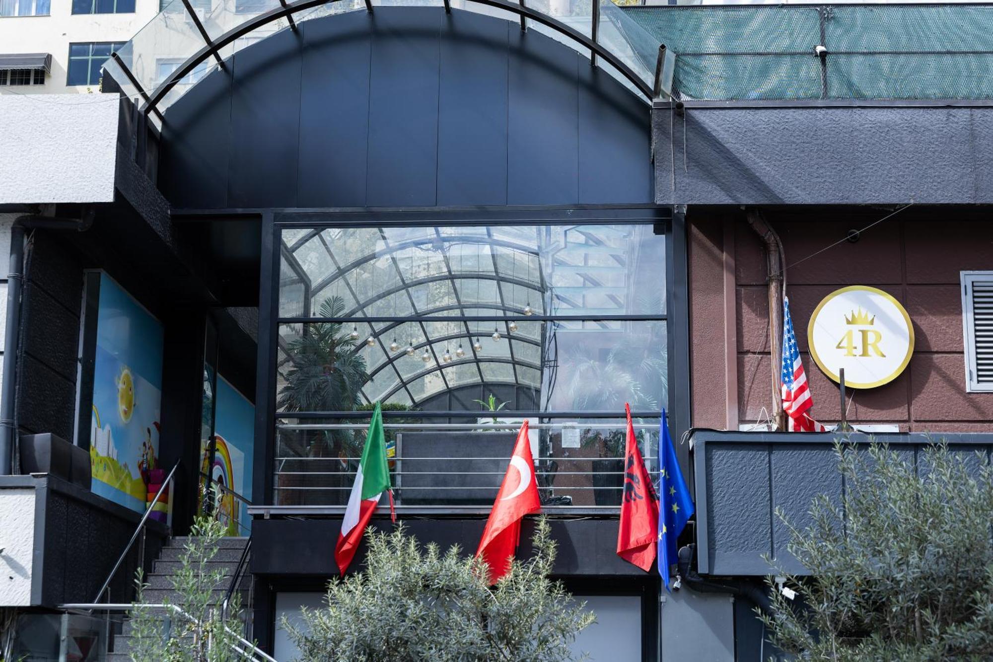 4R Colombo Hotel Tirana Exterior foto